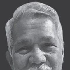 Tikoy Aguiluz