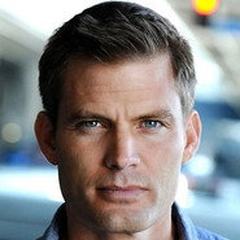Casper Van Dien