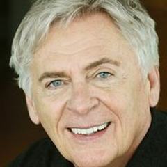 Daniel Davis
