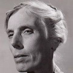 Eily Malyon