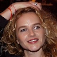 Isabelle Pasco