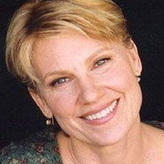 Lindsay Crouse