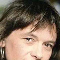 Marion Stalens