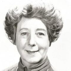 Mona Washbourne