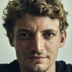 Niels Schneider