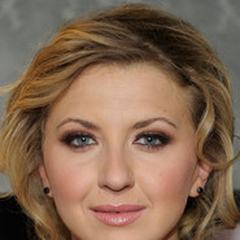 Nina Arianda