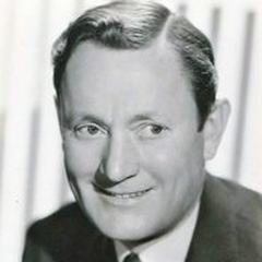 Roscoe Karns