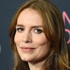 Saffron Burrows