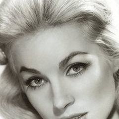 Shirley Anne Field